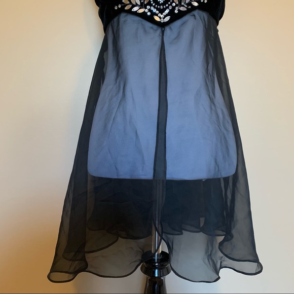 VS Sexy Little Things Showgirl Costume Lingerie - Picture 2 of 10